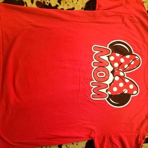 Disney Mom tshirt